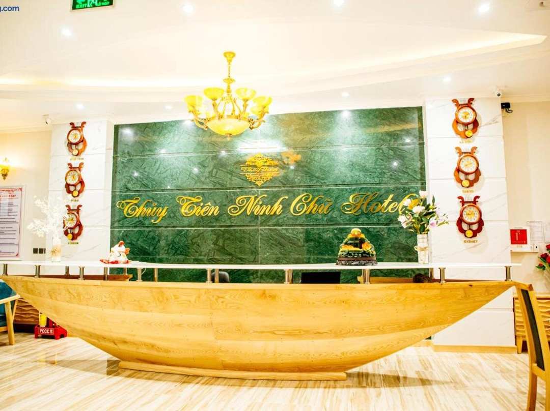 Khach San Thuy Tien Ninh Chu