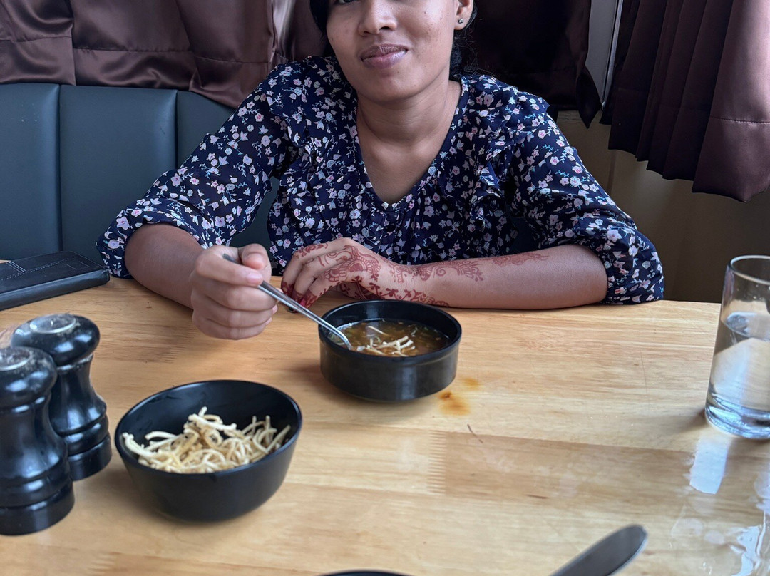 Treebo Lazystay Grand Patia主图