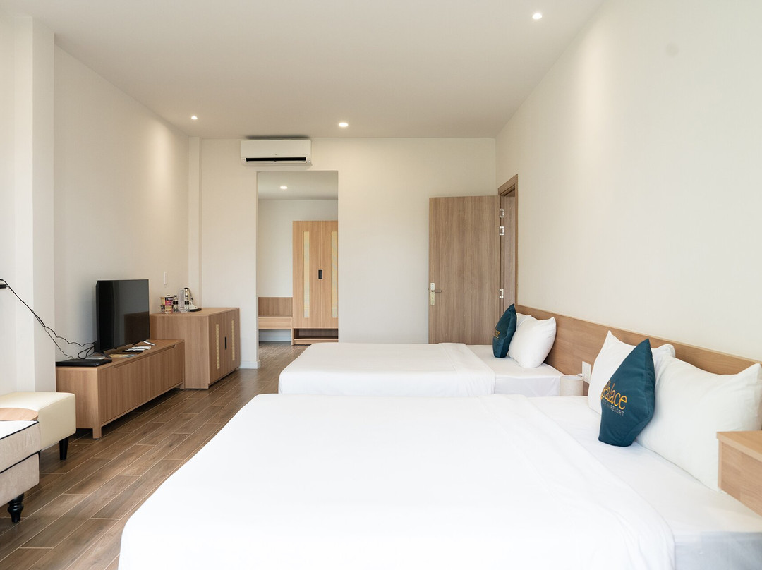 隆海海滩宫殿度假酒店主图