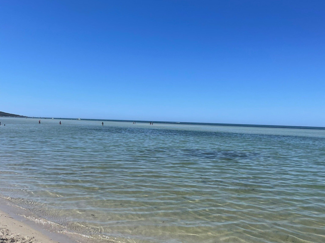 Dunsborough Beach景点图片