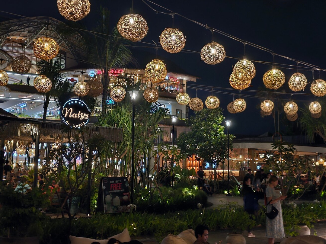 Sindhu Beach-沙努尔必去景点