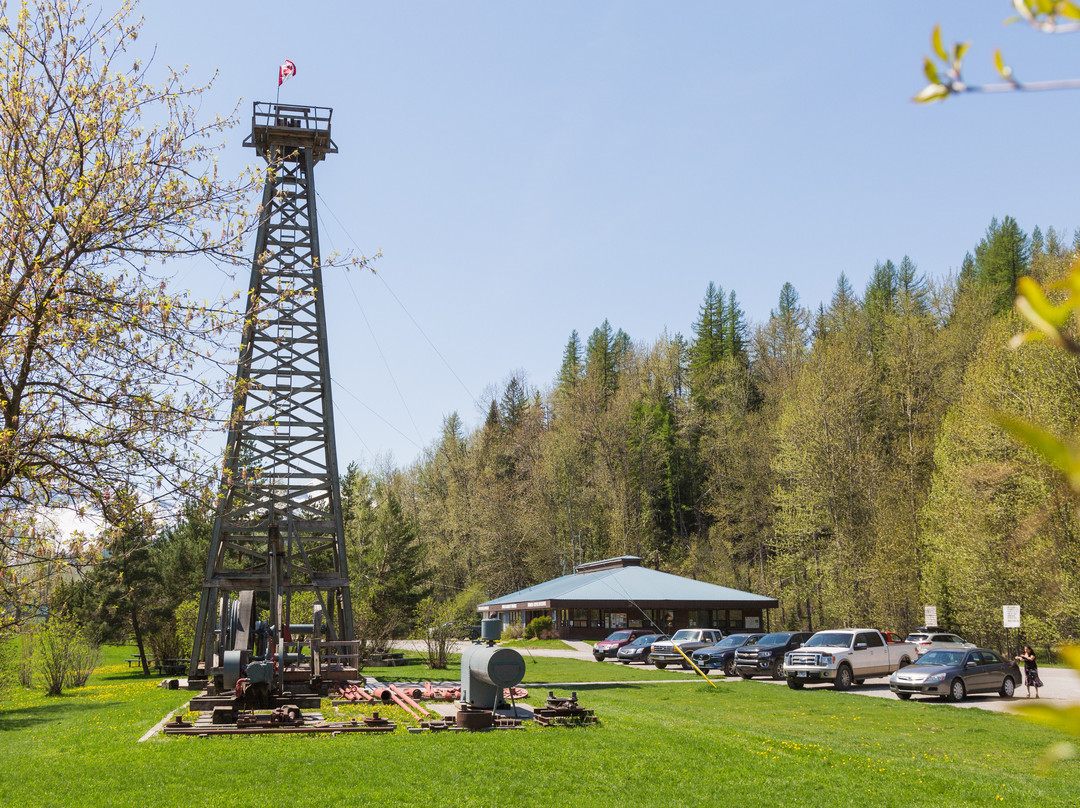 Fernie Visitor Information Centre-弗尼必去景点