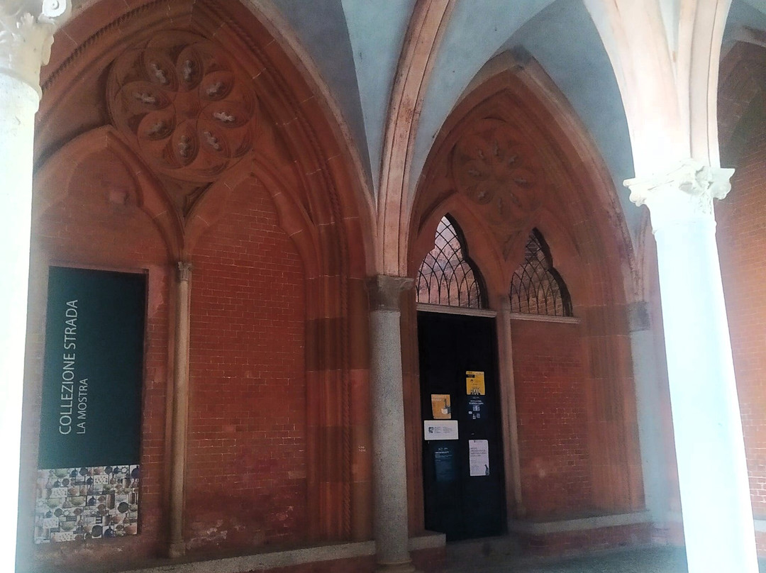 Arco Di Ingresso Neogotico-维杰瓦诺必去景点
