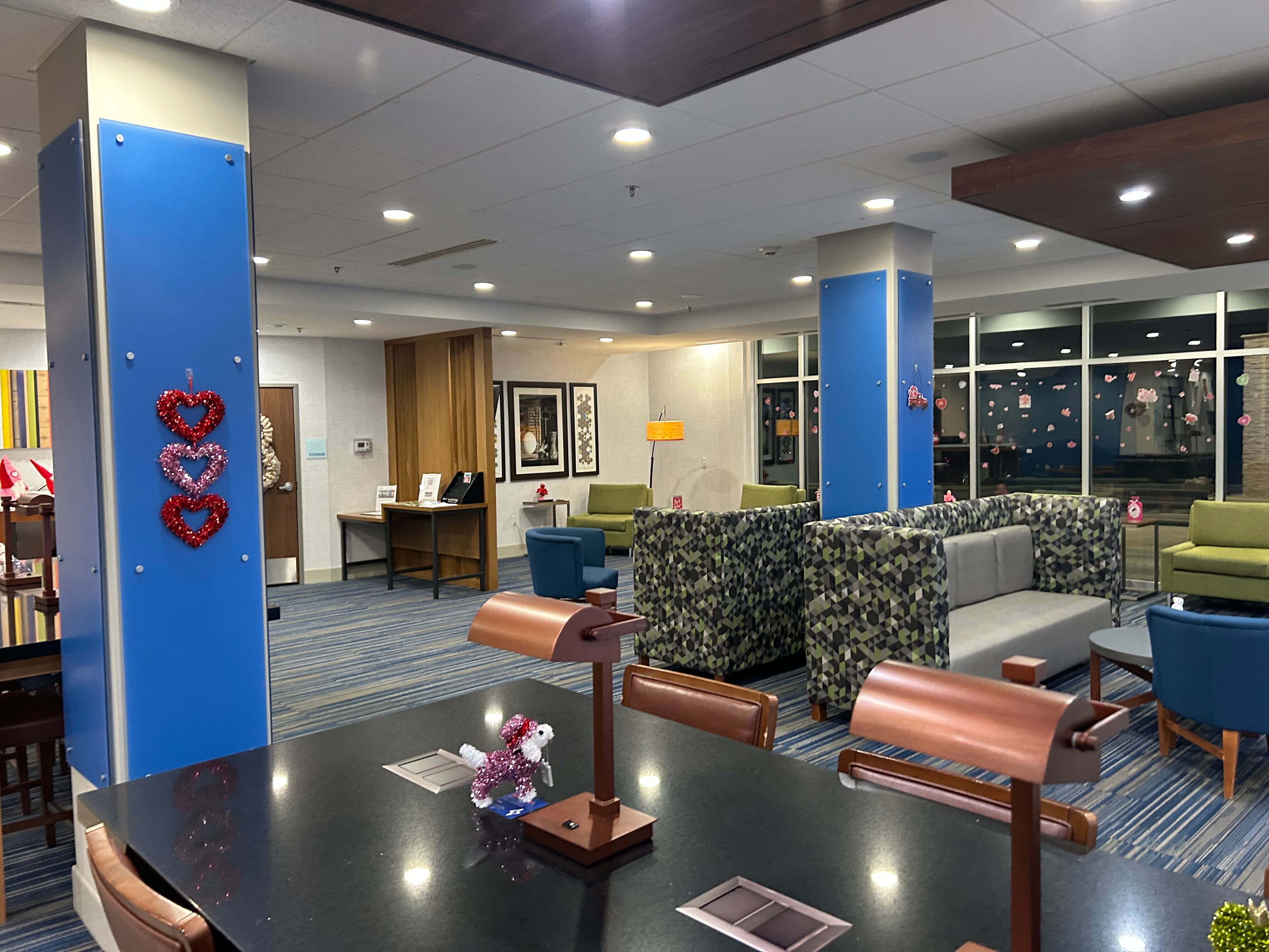 Holiday Inn Express & Suites Staunton, an IHG hotel-浴室