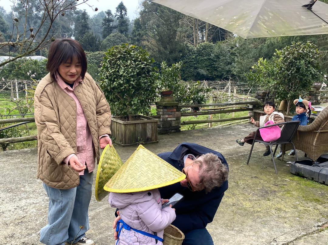 Chengdu Explorer-成都必去景点