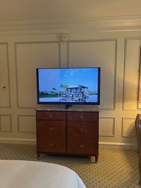 半岛比佛利山庄酒店主图