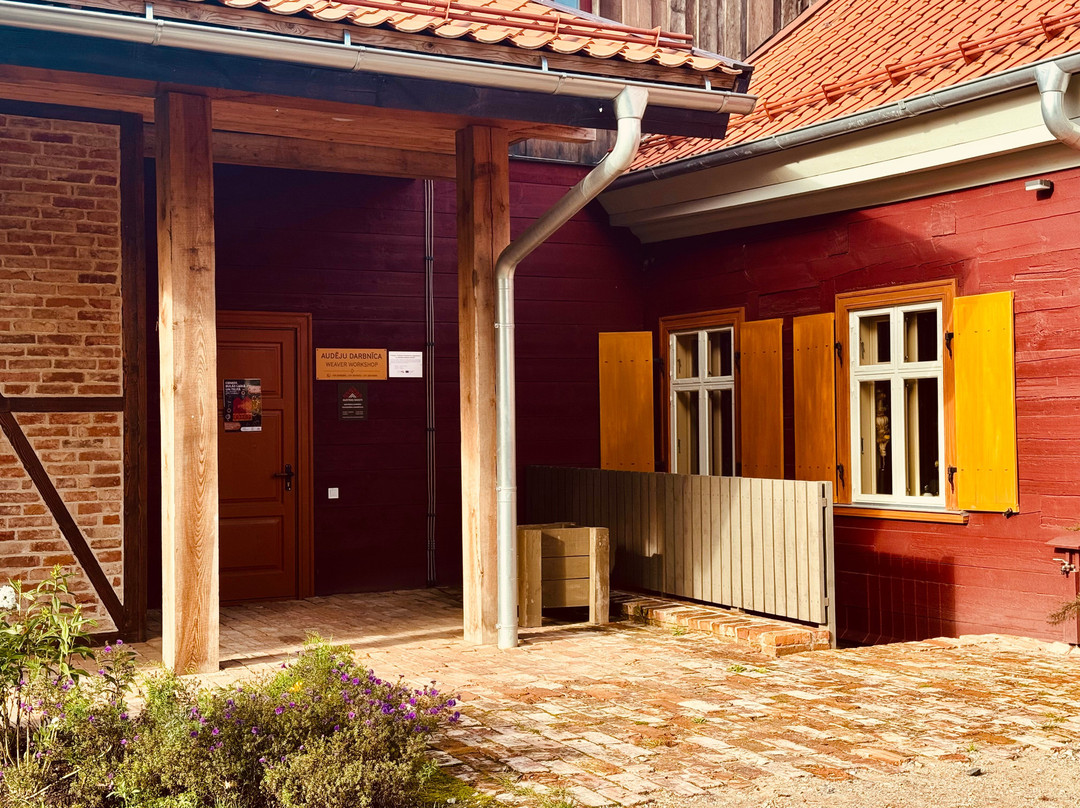 House of Latvian traditions and crafts-叶尔加瓦必去景点