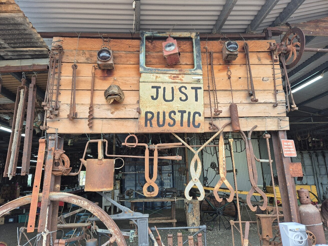 Just Rustic-Lightning Ridge必去景点