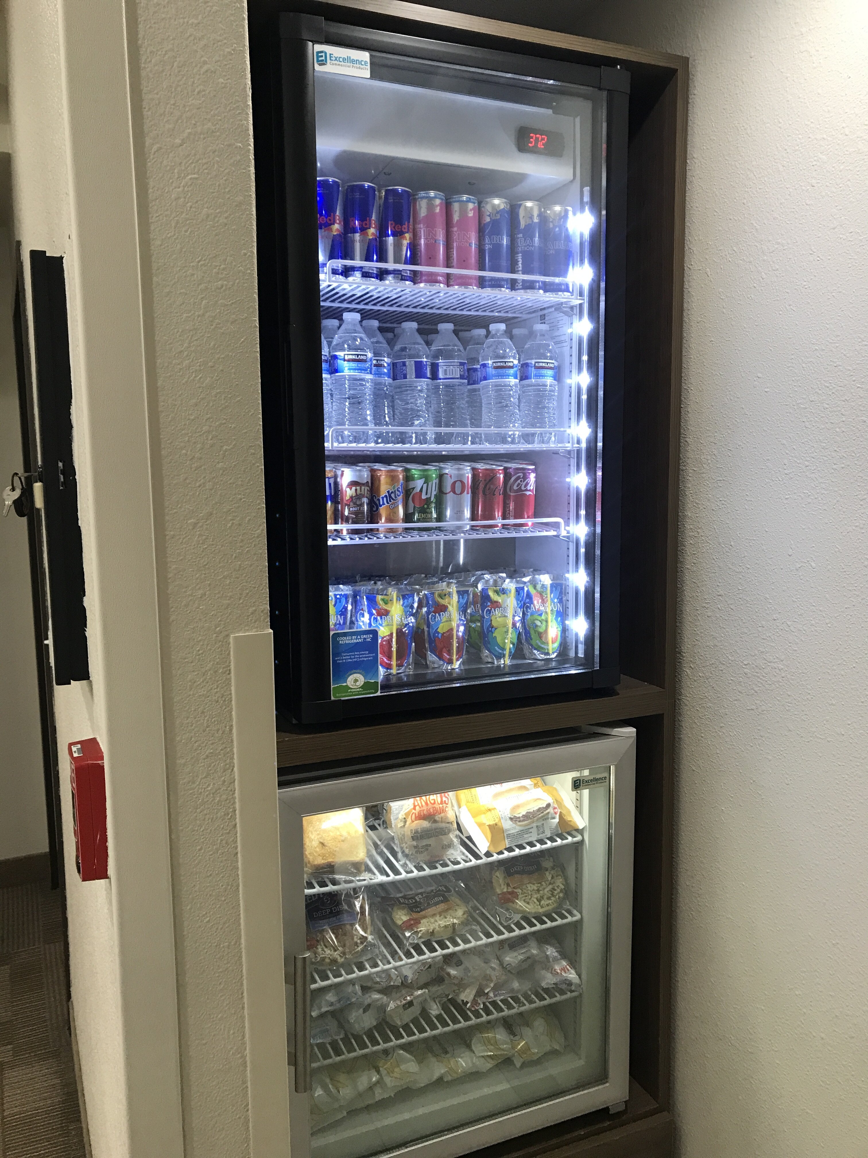 Holiday Inn Express & Suites Detroit - Farmington Hills By IHG-浴室