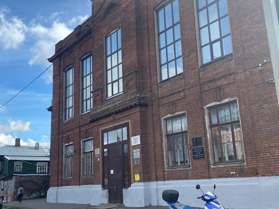 Gymnasium building №1-Shuya必去景点