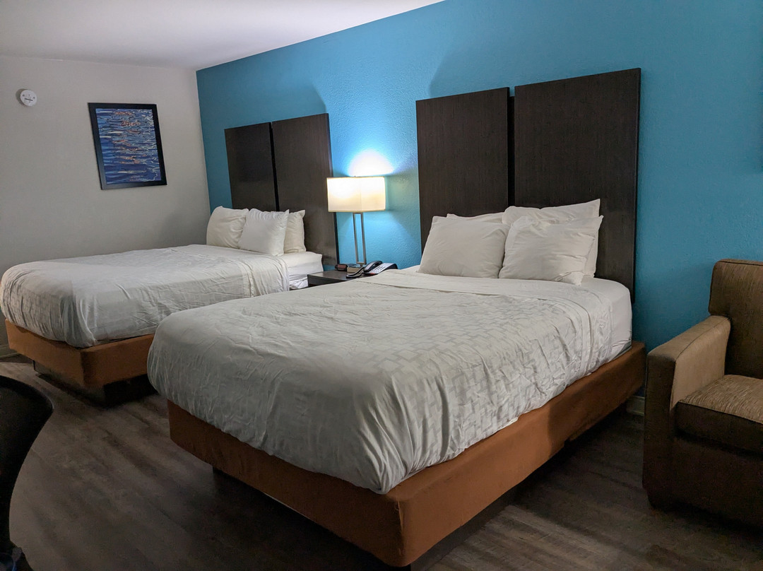 Best Western Fairwinds Inn主图