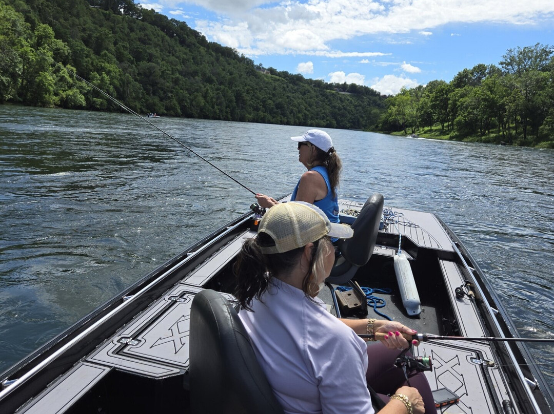 Cotter Trout Dock Guided Trout Fishing Tours景点图片
