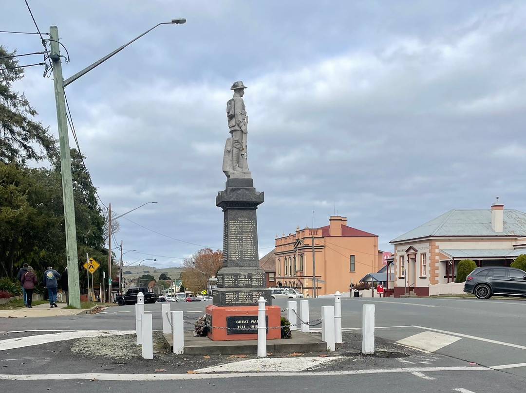 Braidwood & District Soldiers Memorial-Braidwood必去景点
