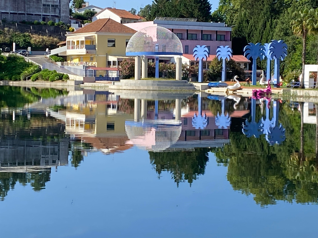 Praia das Rocas-Castanheira de Pera必去景点