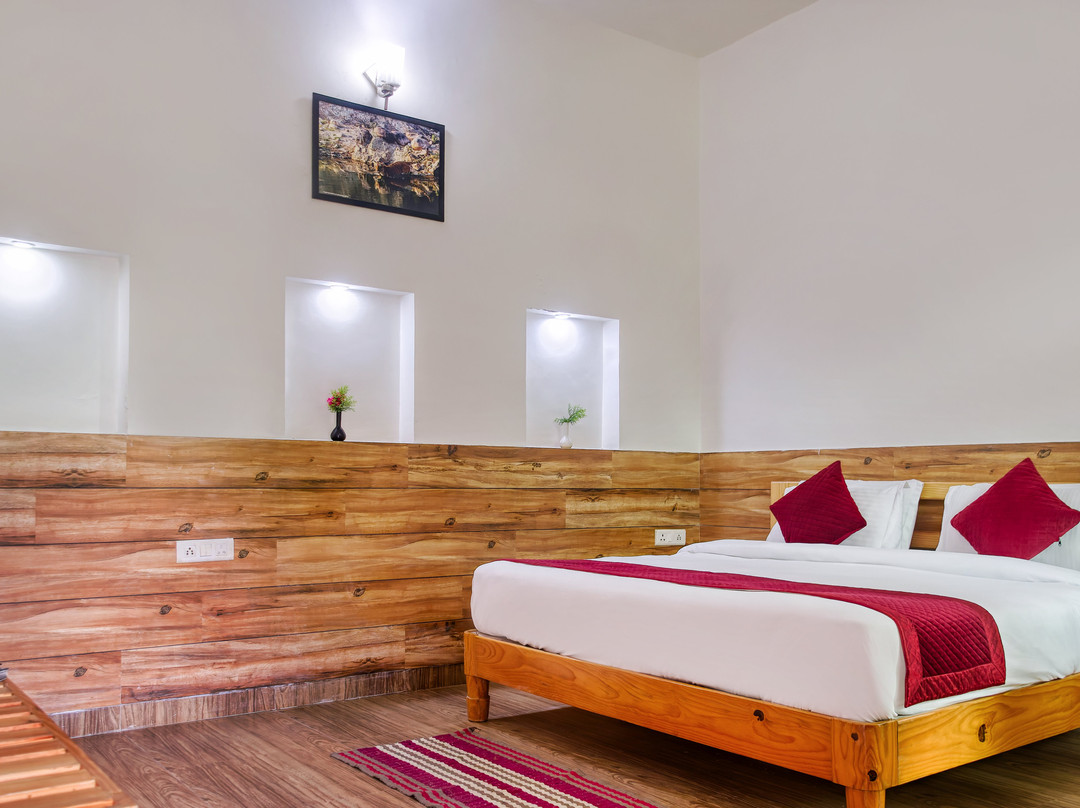 Karans Corbett Motel and Restaurant主图