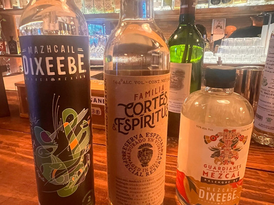 Puro Burro-瓦拉塔港必去景点