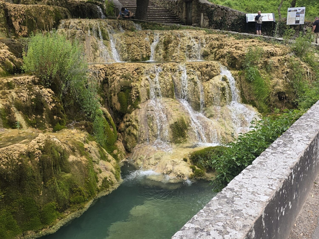 Cascada de Orbaneja-Orbaneja del Castillo必去景点