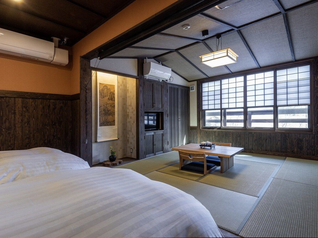 Hitoyoshi Onsen Shirasagisou主图