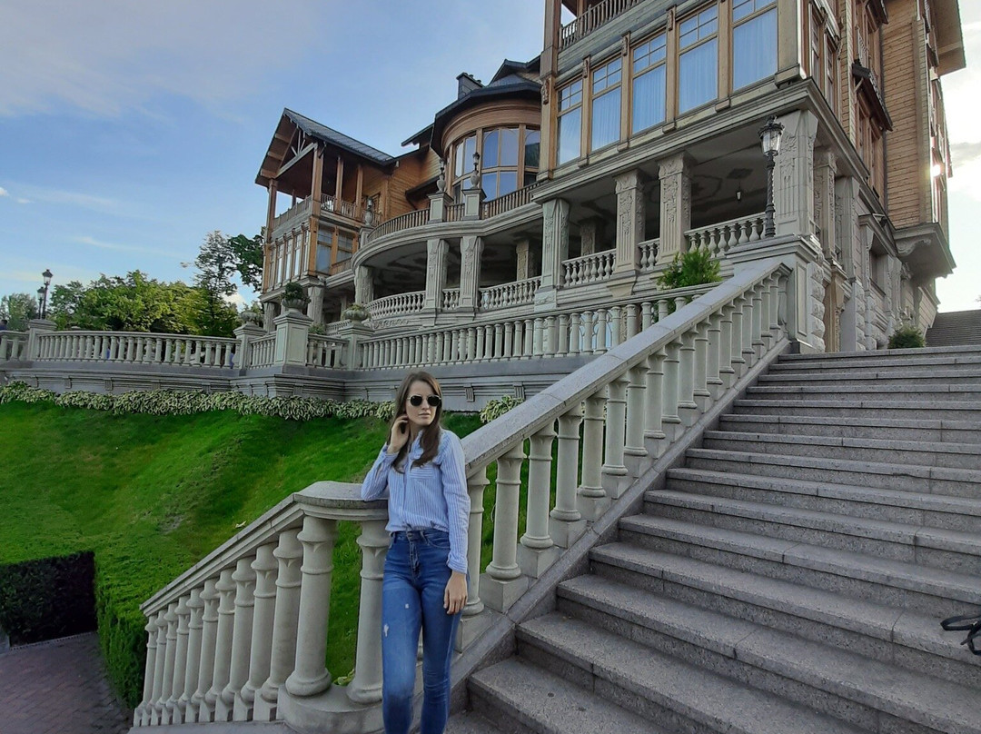 Mezhyhirya Residence Museum-Novi Petrivtsi必去景点