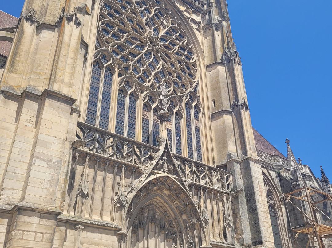 Cathedrale St-Etienne-Sens必去景点