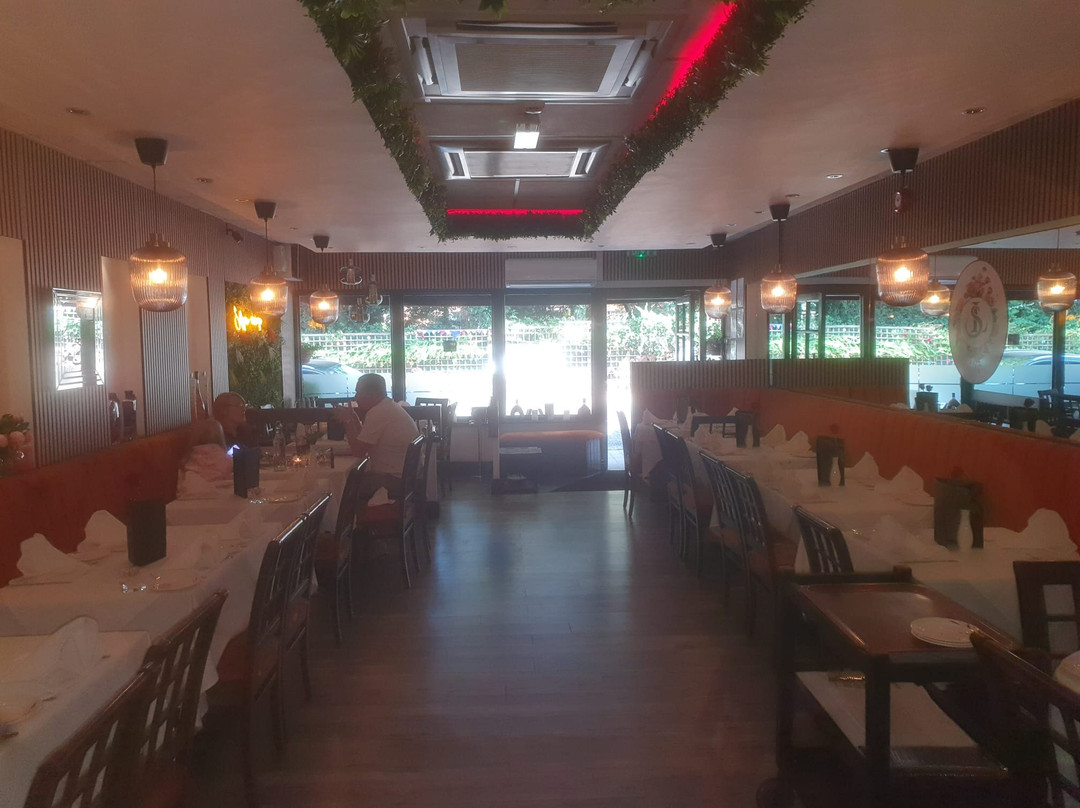 Gerrards Cross餐馆和美食-Saffron Lounge Former Spice Restaurant