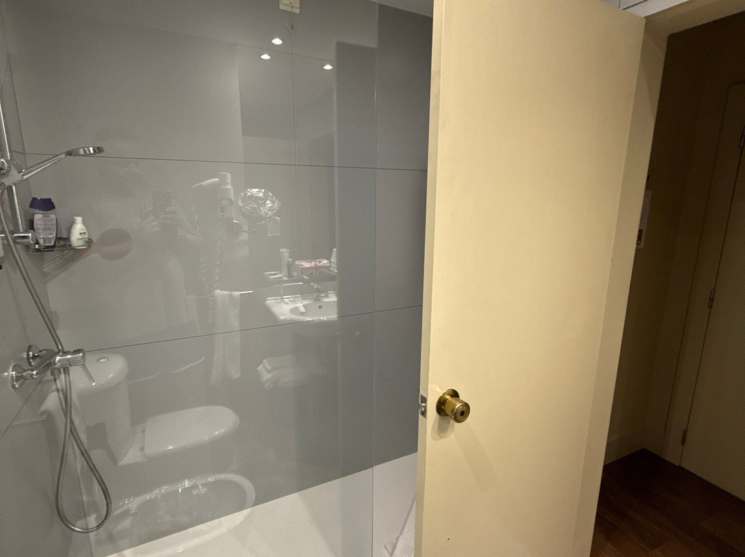 帆迪朵酒店主图