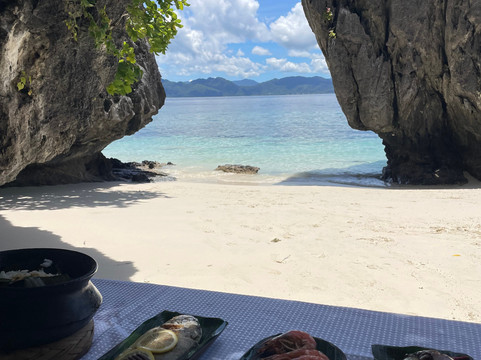 Palaweña-爱妮岛必去景点