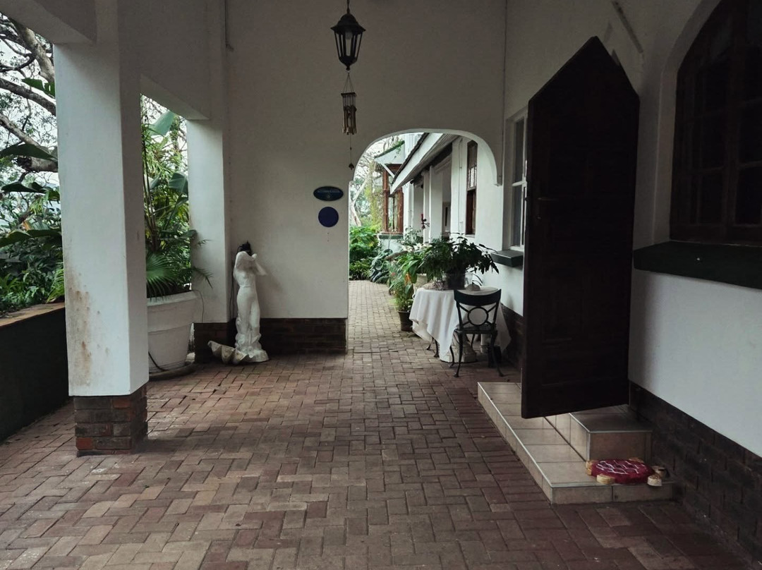 Royston Hall Guesthouse主图