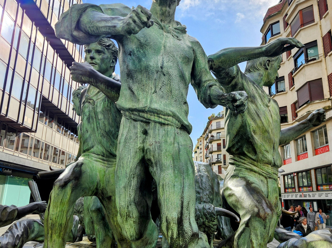 Monumento al Encierro-潘普洛纳必去景点