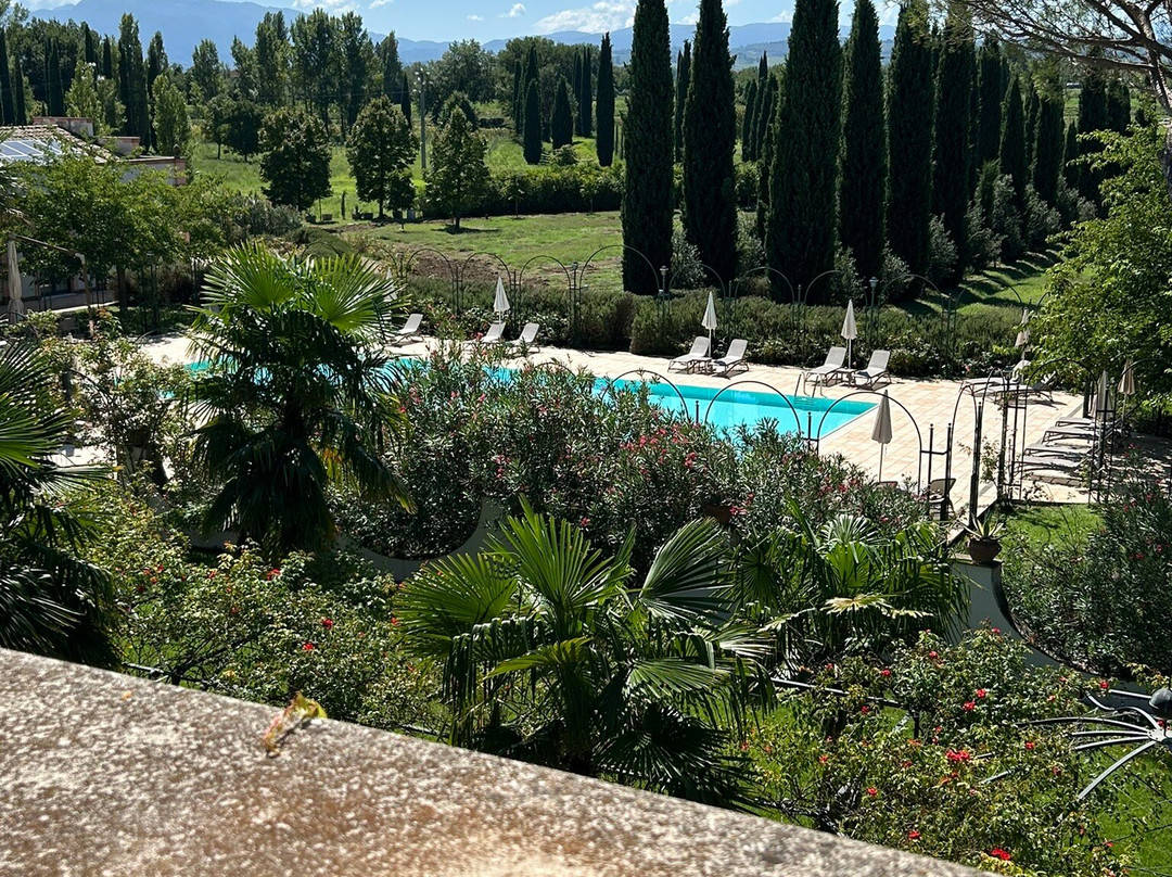 祖卡丽别墅酒店主图