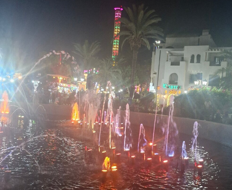 Place De La Fontaine-康大维港必去景点