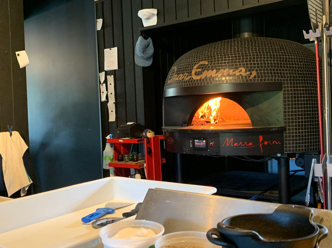 Dear Emma, Pizza & Wine Bar