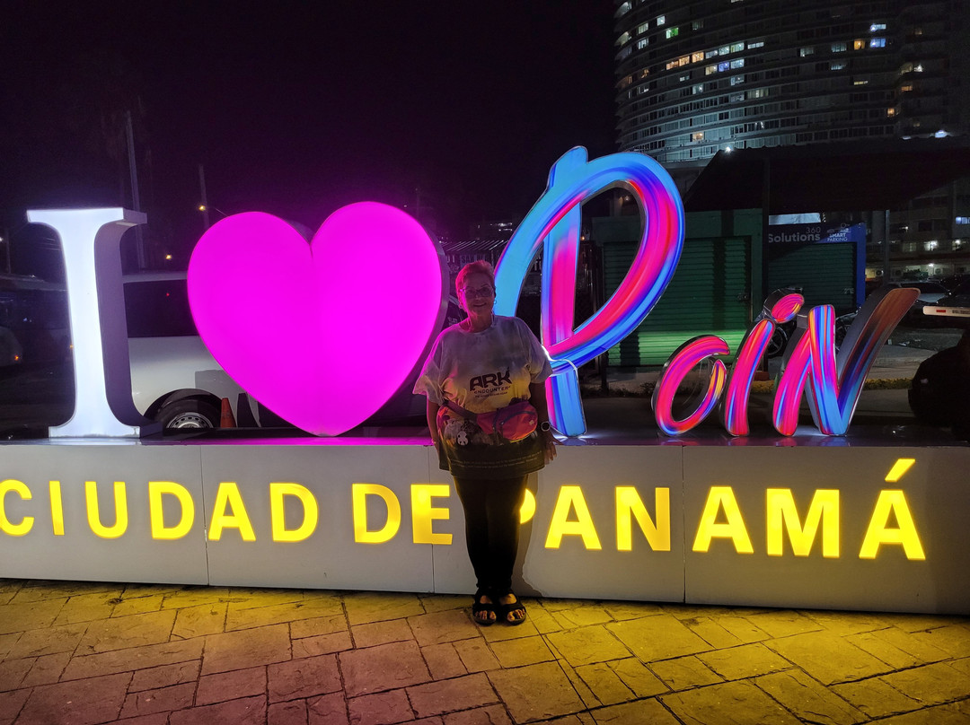 Poin Panamá-巴拿马城必去景点