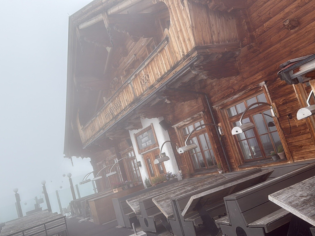 Kristallhutte im Zillertal主图