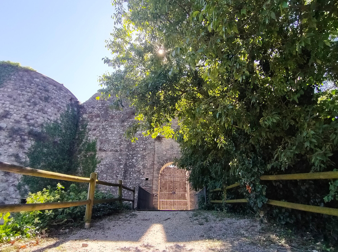 Castello di Padenghe-Padenghe sul Garda必去景点
