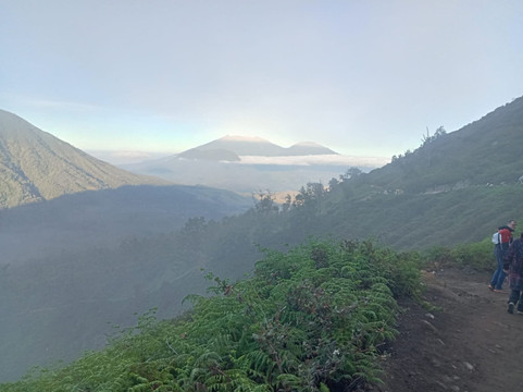 BROMO IJEN DENPASAR 4 DAYS 3 NIGHTS-巴纽旺宣必去景点