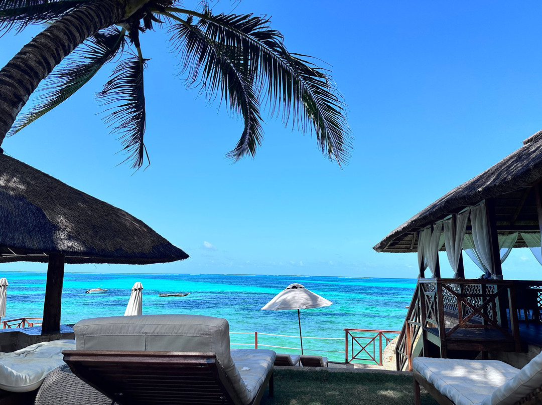 图利亚桑给巴尔独特海滩度假村主图