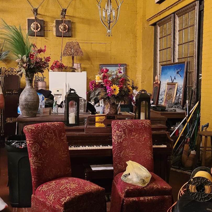 Cypress Moon Studios-Sheffield必去景点