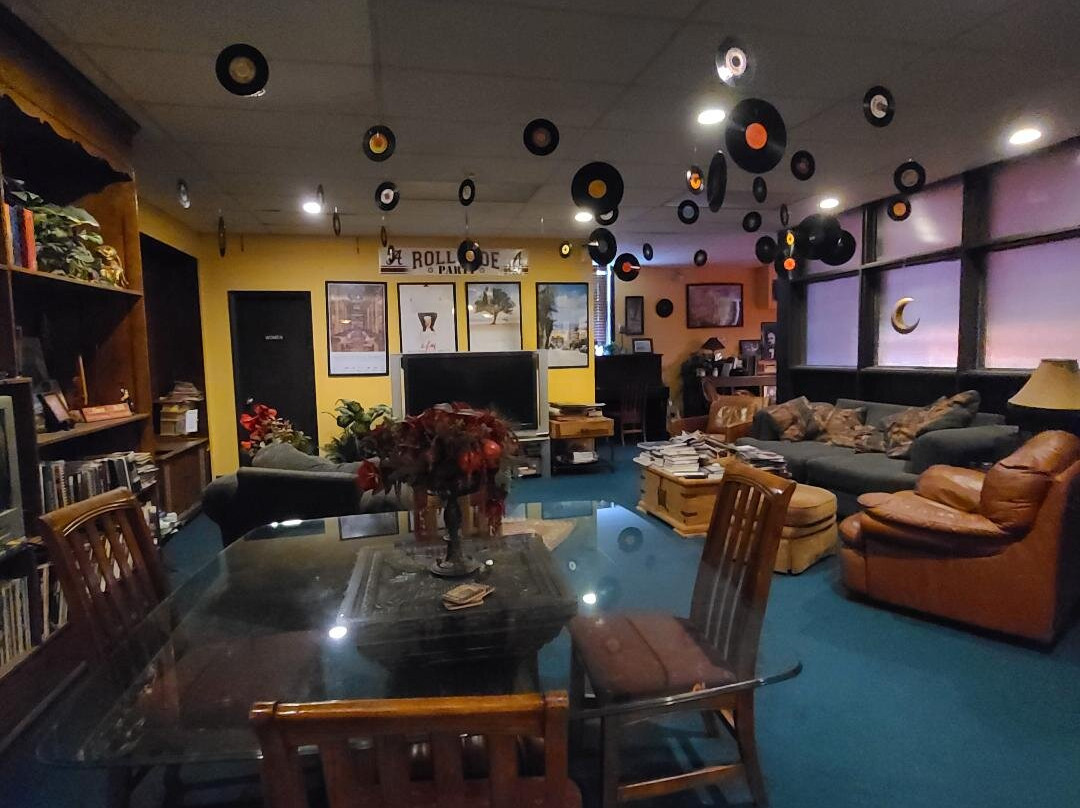 Cypress Moon Studios-Sheffield必去景点