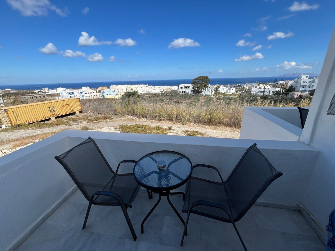 洛多斯酒店主图