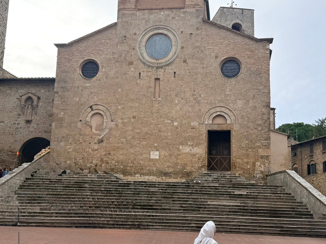 Private Driver Walter Occhini-里窝那必去景点