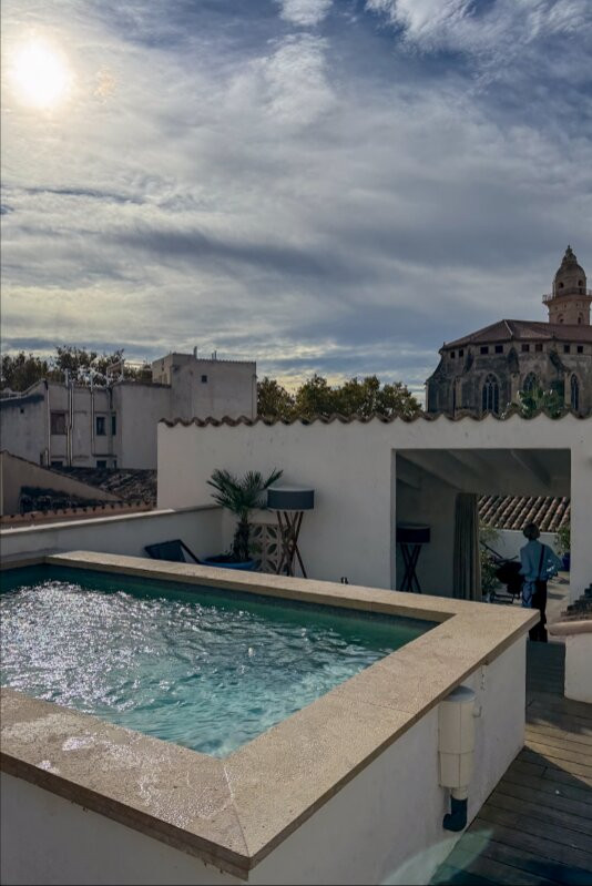 波萨达圣地酒店主图