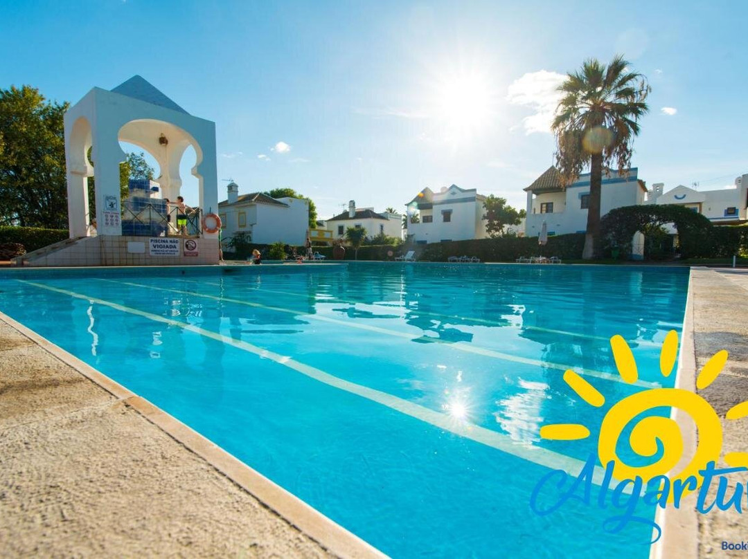 Quinta Velha Village