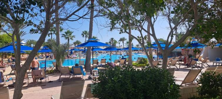 莱科杰尔巴酒店-泳池