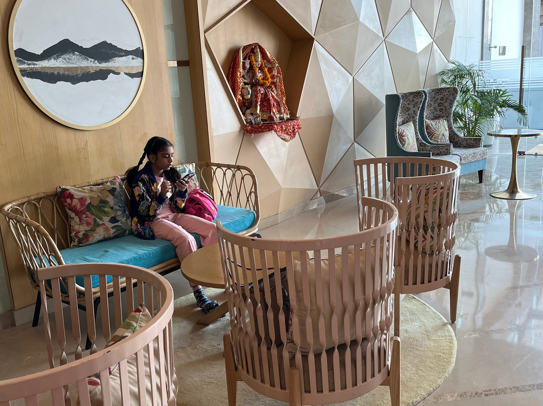 Ramada by Wyndham Katra Station Road主图