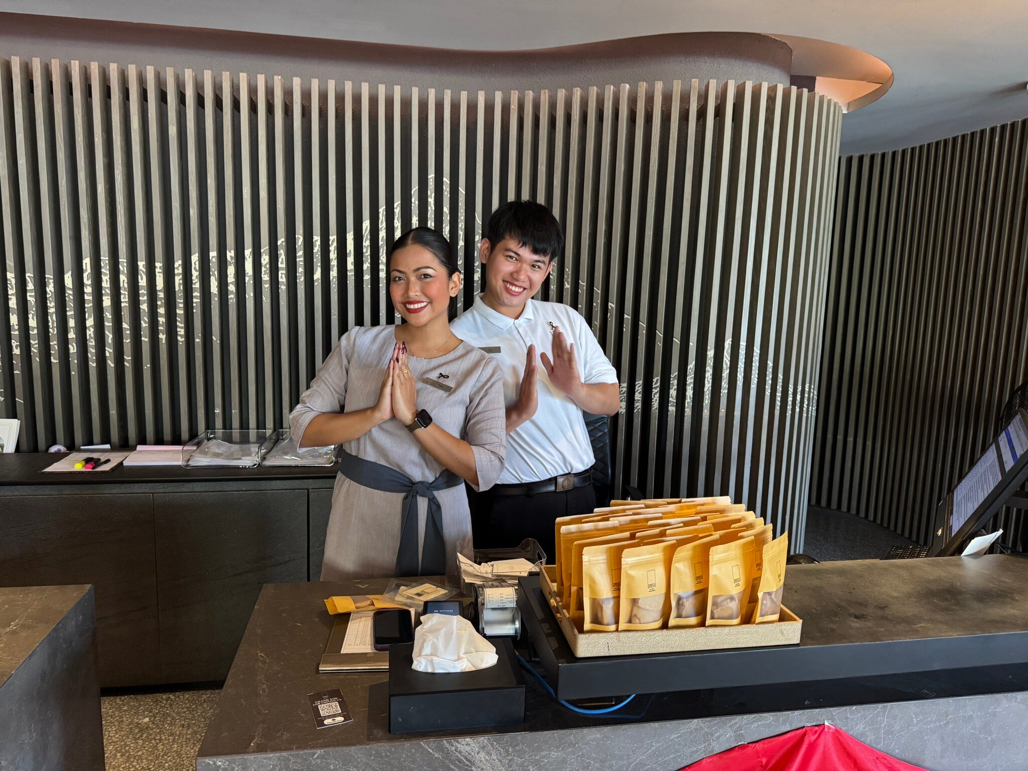 Cross Pattaya Pratamnak-官方