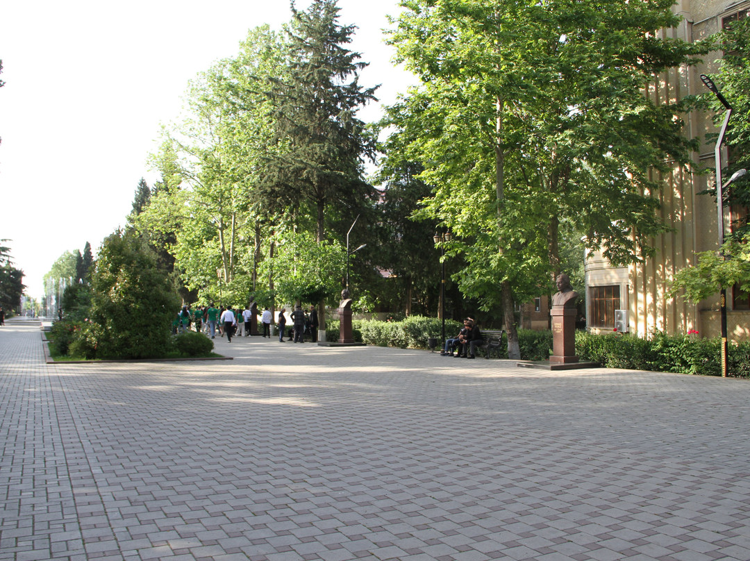 Mütəfəkkirlər parkı-Gazakh必去景点