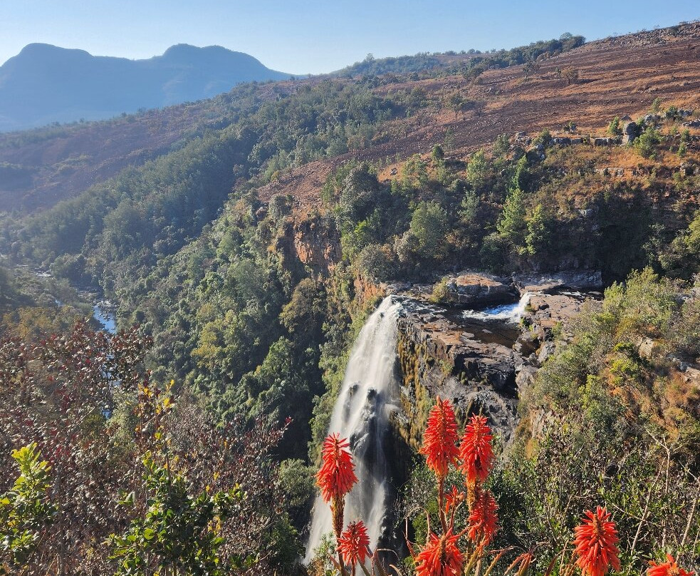 Lisbon Falls-赫拉斯科普必去景点