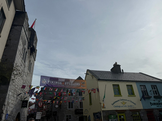 Quay Street-戈尔韦必去景点