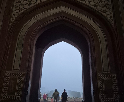 Universal Taj Tours-阿格拉必去景点